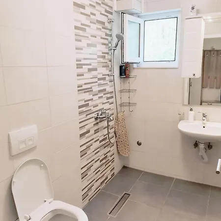 Kuca Za Odmor- Milosev Banja Luka 別荘 *